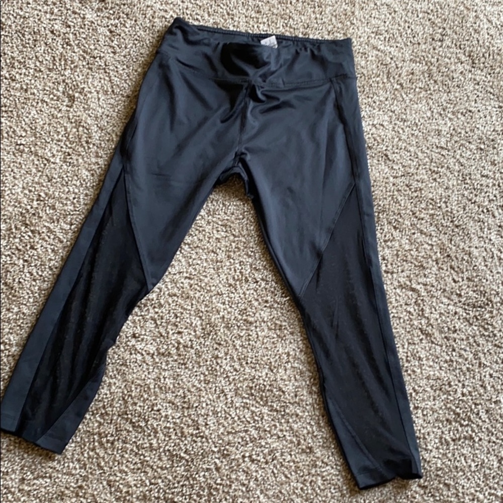 F21 active leggings